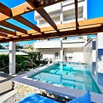 Palace Lidija, - Blue Lagoon Apartament Split