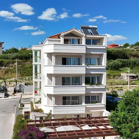 Palace Lidija, - Blue Lagoon * Split